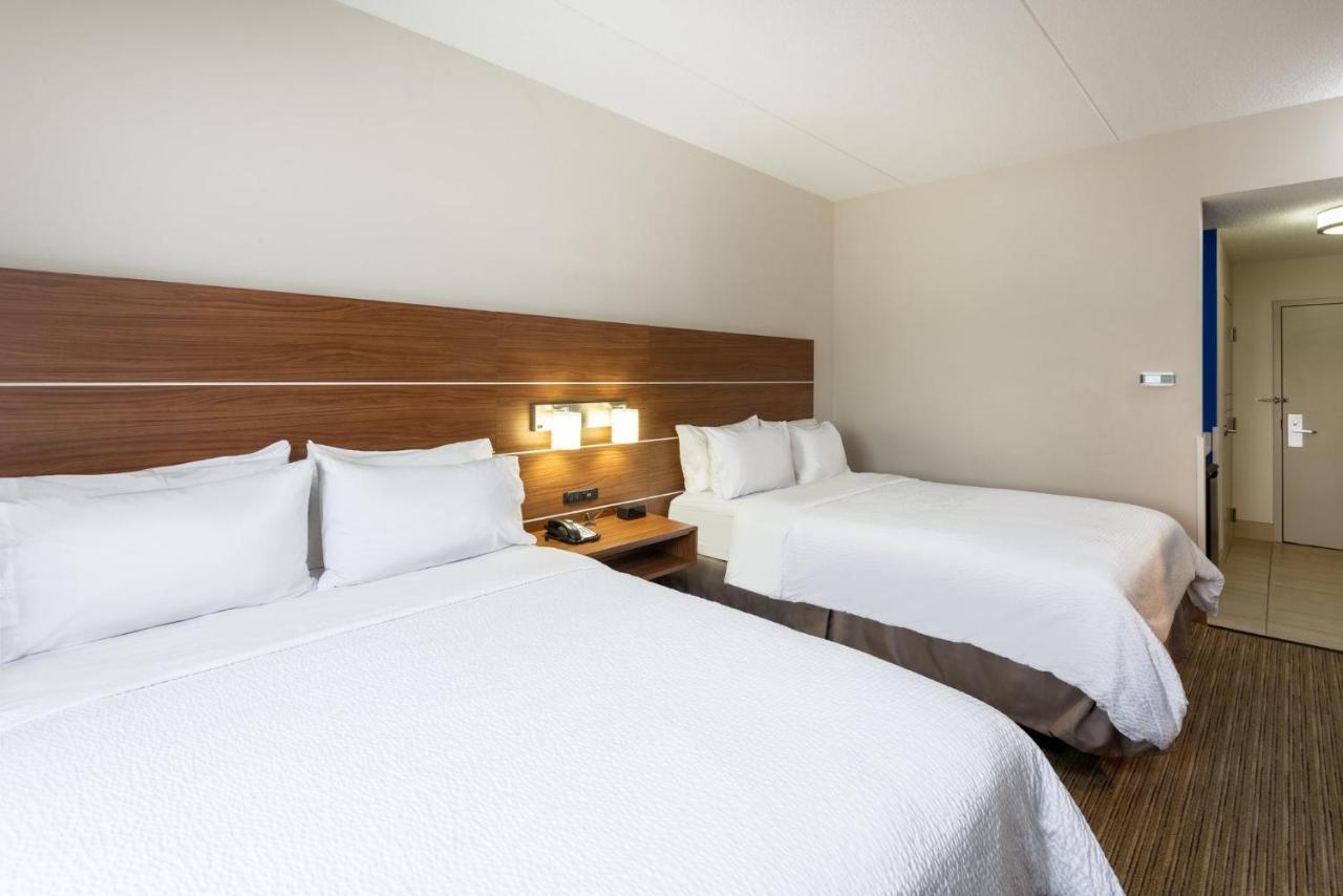 Holiday Inn Express Vermilion By Ihg Εξωτερικό φωτογραφία