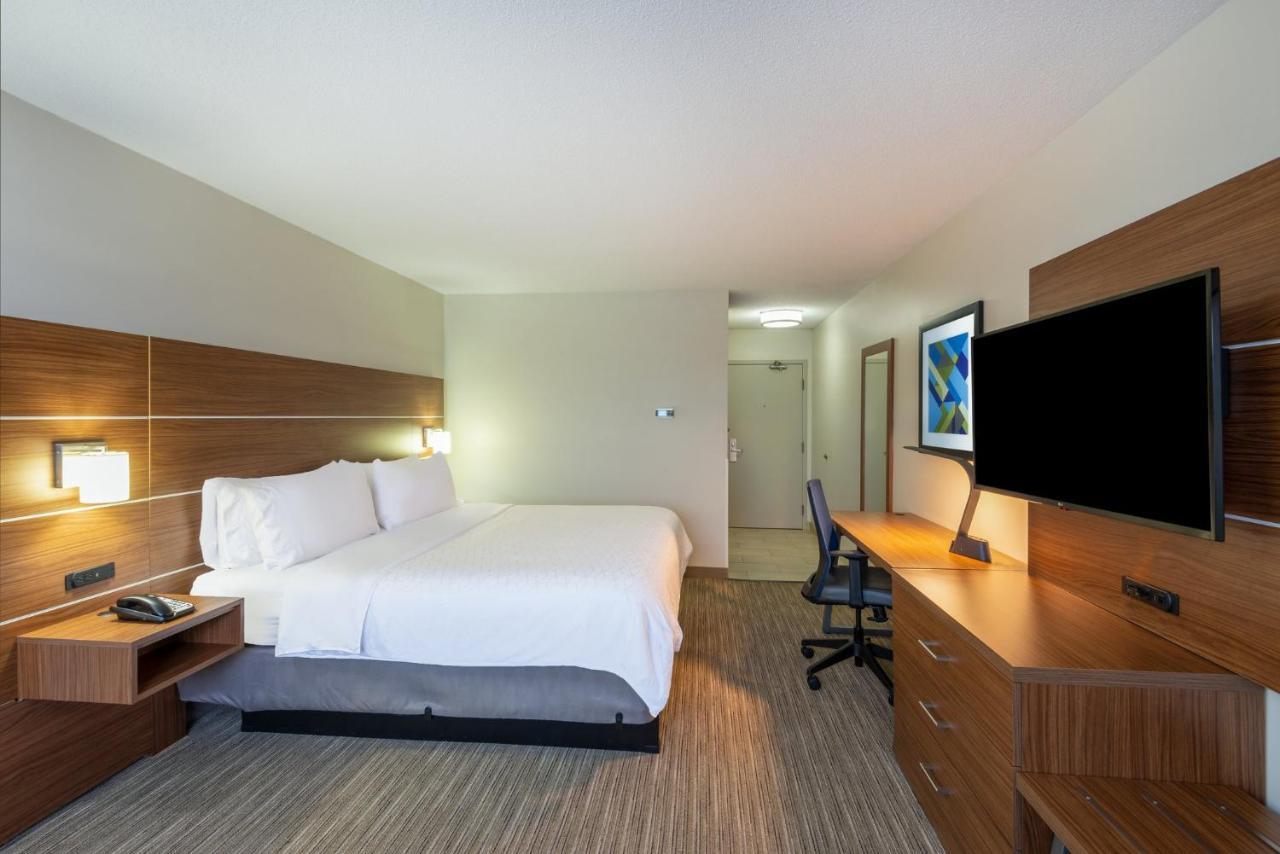 Holiday Inn Express Vermilion By Ihg Εξωτερικό φωτογραφία